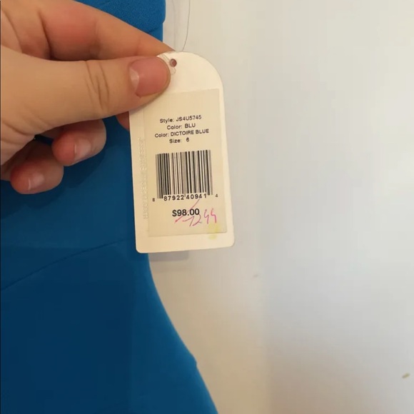 Jessica Simpson dress - Picture 3 of 4